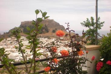 هتل Chrysa Studios Lindos