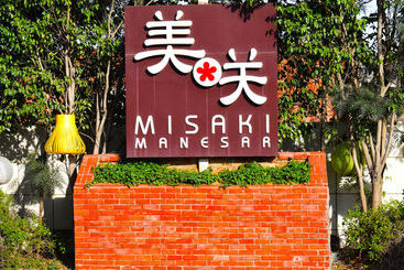هتل Misaki Manesar