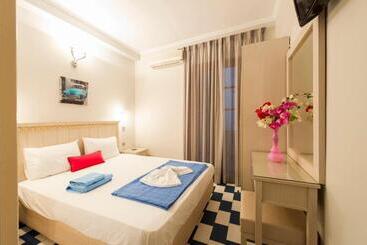 هتل Pansion Nikos Vergos