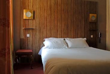 هتل Hostellerie Jerome