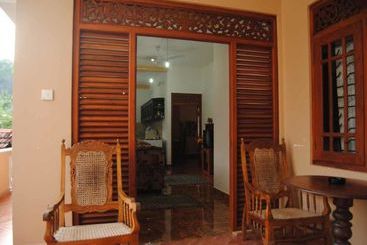 پانسیون Kumar Guest House & Apartment