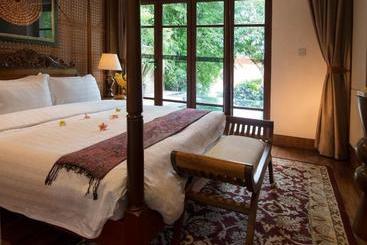 Huizhou Migratory Birds Resort Hotel