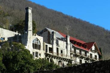 استراحتگاه Wellness Park Hotel Gagra All Inclusive