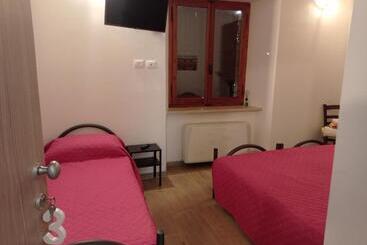 호텔 Affittacamere Ristorante Guaita Sant Eutizio