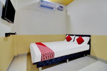 Отель Vinit Lodging