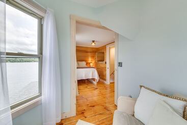 بيت ريفى Maine Lake House W/ Private Dock & Kayaks!