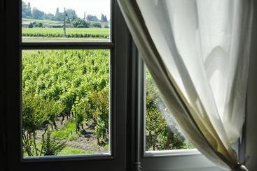 تختخواب و صبحانه Château Franc Grâcedieu