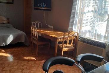 تختخواب و صبحانه Guest House Khatuna