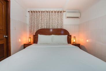هتل Lodestar Hostel Siem Reap