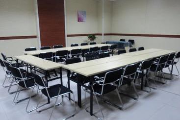 هتل Jinjiang Inn Linyi Tongda Road