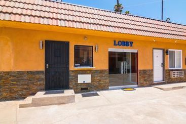 هتل El Dorado Inn