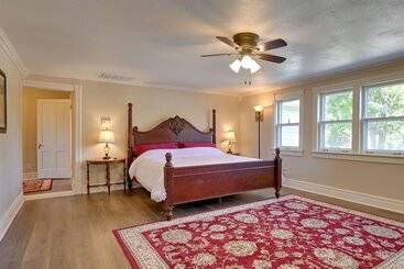 بيت ريفى Historical Victorian Home In Charming Waupaca!