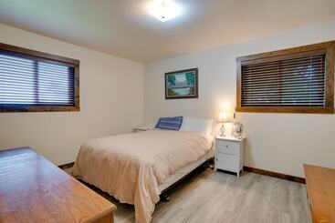 별장 Lakefront Washington Home W/ Private Pool & Sauna