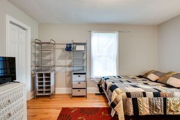 별장 Pet Friendly Travelers Rest Home W/ Covered Patio