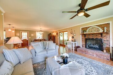 コテージ The Travis House At Lantern Springs  On Farm!