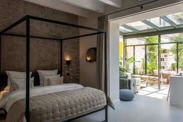 Bed and Breakfast Jkmoulinparadou