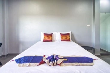 Szálloda Tyler Naiyang