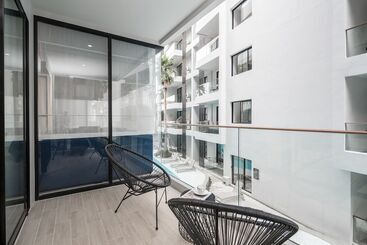 Апарт-отель Palmyrah Surin Beach Residence