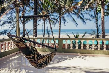 Пансион Ashwem Point