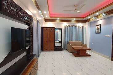 هتل Aronno Resort