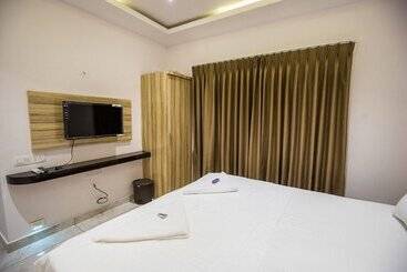 호텔 Prarthana Beach Stay