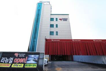 מוטל Gunsan Jjack