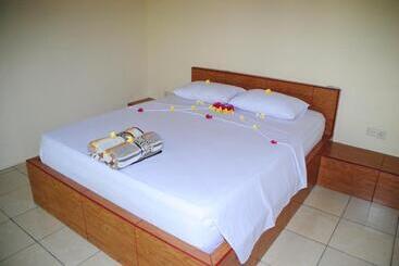 ベッドアンドブレックファースト Kubu Sari Guest House