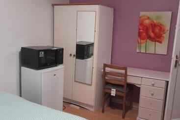 住宿加早餐  Chambre Privée Dans Une Maison Individuelle