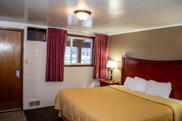 Oregon Motel 8 And Rv Park