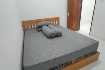 بنسيون Home Syariah Guest House Ampana