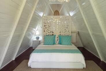 Пансион Piramida S White Villa S Bali