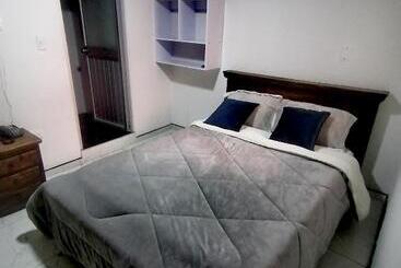 هتل The Swit Real