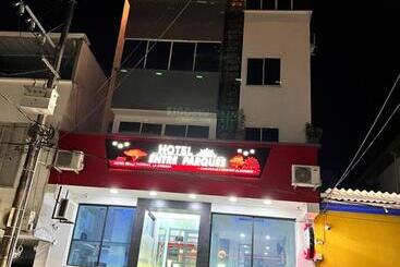 هتل Entre Parques