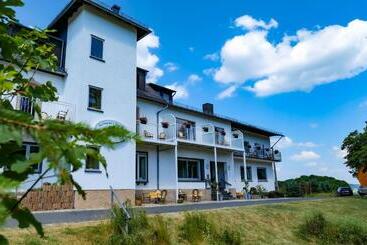 ペンション Haus Koinonia