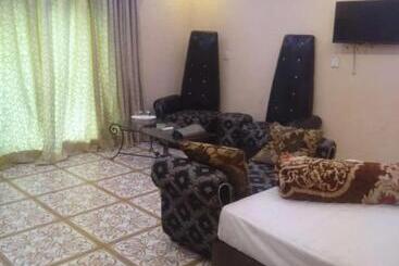 فندق Versa Appartments Lodges Gulberg3