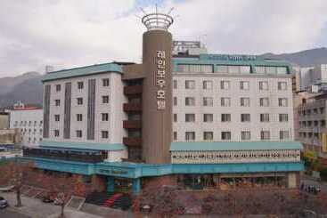 Hotel Rainbow