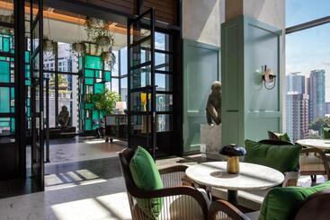 בית מלון כפרי Indigo Kuala Lumpur On The Park By Ihg