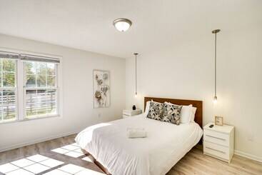 بيت ريفى Charming Raleigh Home   Walk To Downtown!