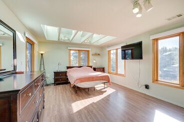 별장 17 Mi To Town: Peaceful Pet Friendly Golden Cabin!