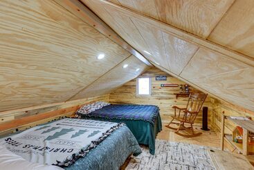별장 Rustic Dolores Home W/ River Access: Hunt & Fish!