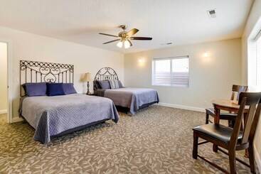 بيت ريفى Spacious Hildale House W/ Large Deck!