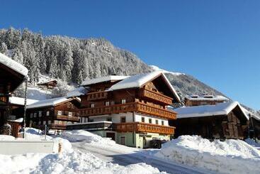 Отель Gaestehaus Berger