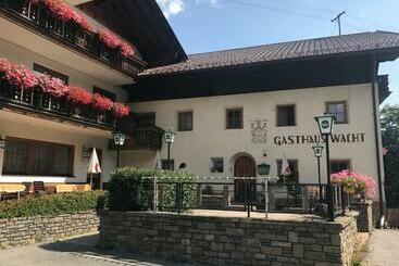 Отель Gasthof Wacht