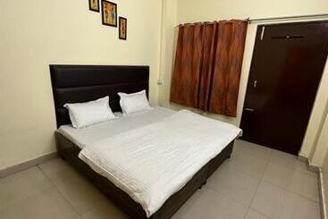 酒店 Swagat Guest House