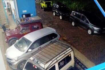 酒店 Penginapan Banyu Biruku