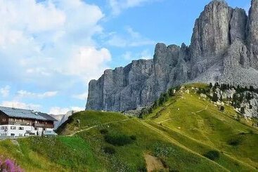 Отель Rifugio Frara