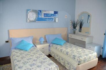 مبيت وإفطار Le 3 Camelie Malpensa