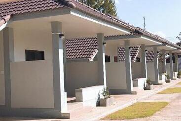 אתר נופש Mae Kok River Cliff Residence