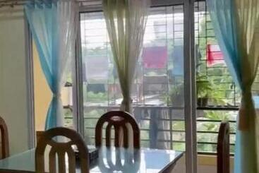 پانسیون Dispur Queen Guest House