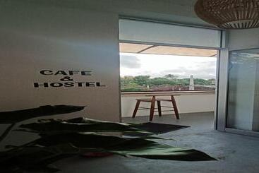 호스텔 Yasis Surf Lodge